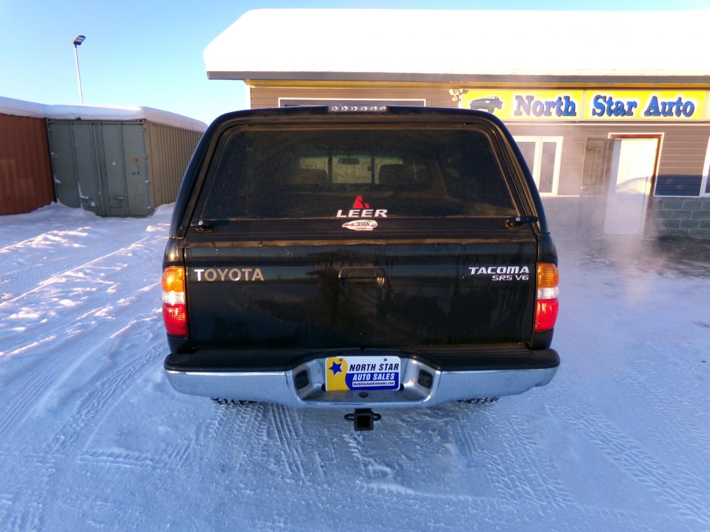 2003 Black /Tan Toyota Tacoma Base (5TEWN72N23Z) with an 3.4L V6 DOHC 24V engine, 5-Speed Manual transmission, located at 2630 Philips Field Rd., Fairbanks, AK, 99709, (907) 458-0593, 64.848068, -147.780609 - Photo#3